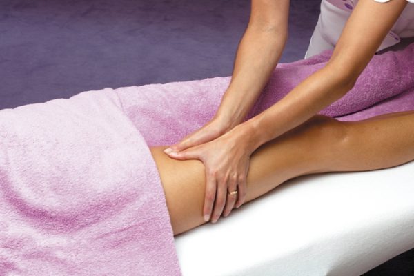 Lợi ích của massage đùi đối với sức khỏe