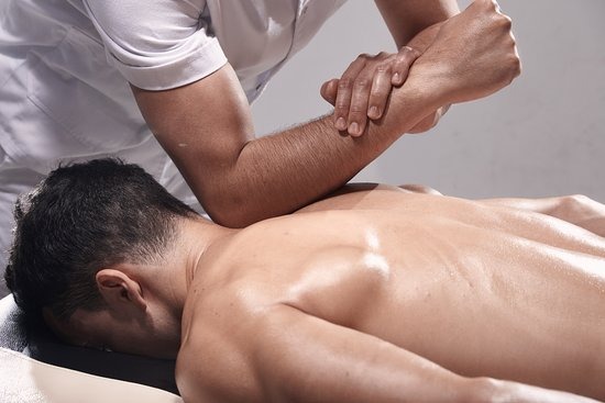 Nên đi massage ở đâu tốt nhất, an toàn nhất?